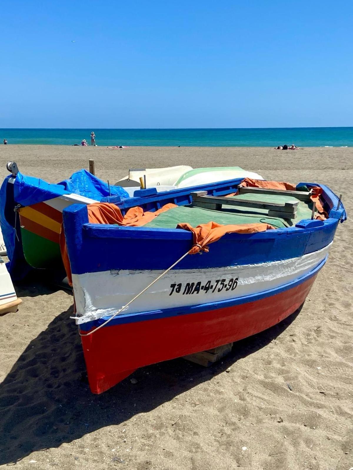 La Casa En La Carihuela Playa A 4 Minutos A Pie Villa Torremolinos Buitenkant foto